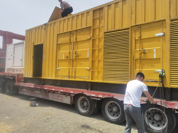 滨海除了负载情况和发动机维护，还有哪些因素会影响 200kw 柴油发电机的油耗？