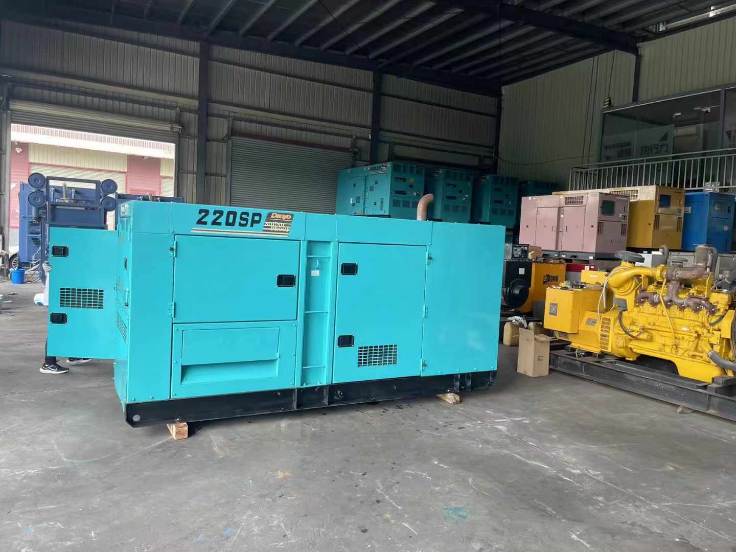 滨海800kW 柴油发电机的输出电流波动范围是多少？