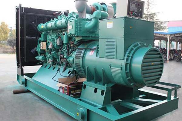 滨海工厂发电机应急发电中如何优化燃油储备管理？